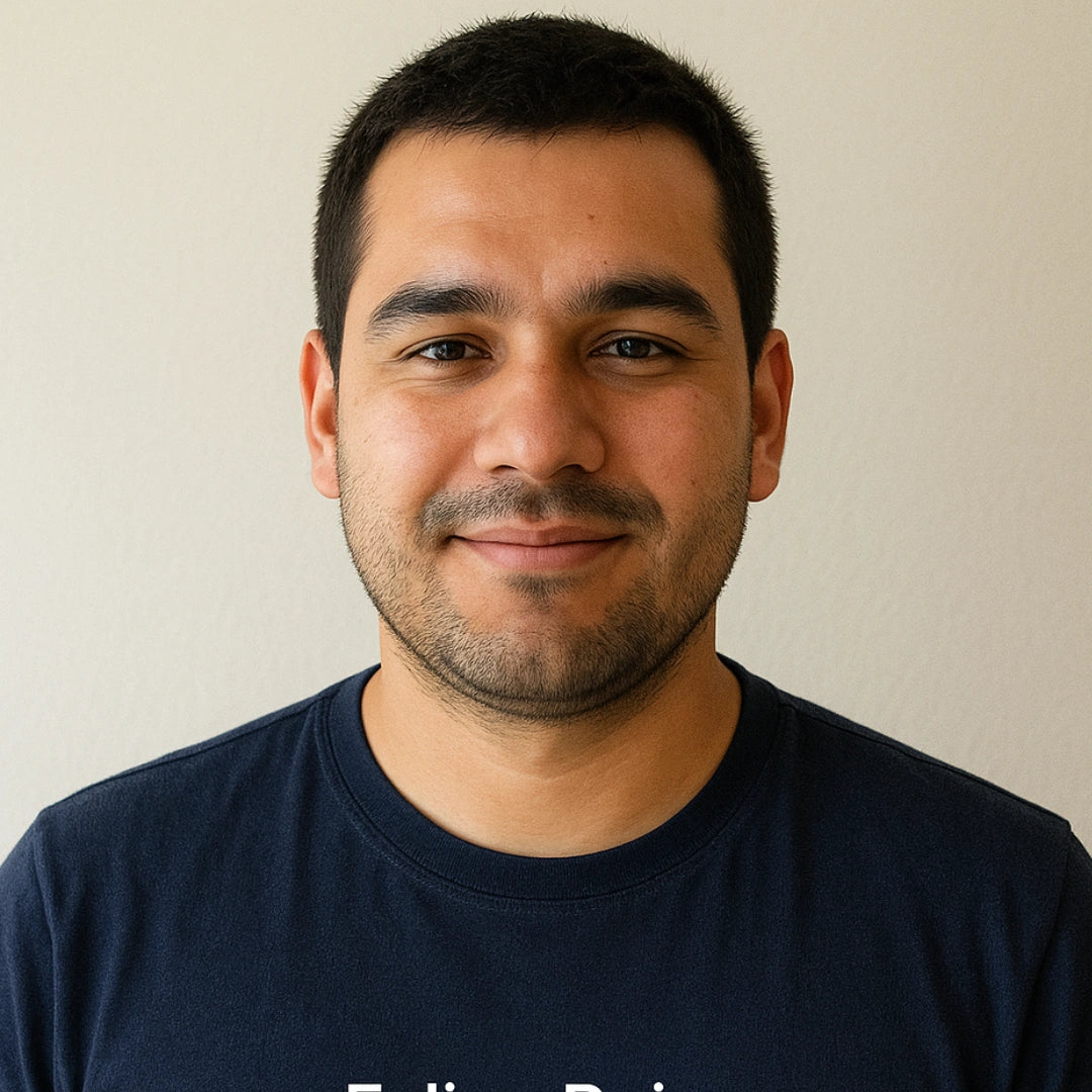 <strong>Cristian Pérez</strong>